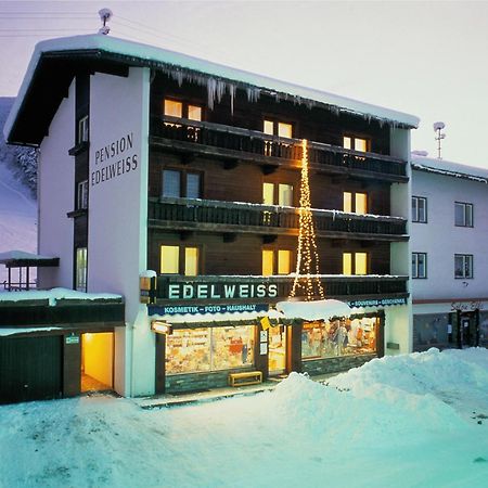 Gaestehaus Pension Edelweiss Kolsass Luaran gambar